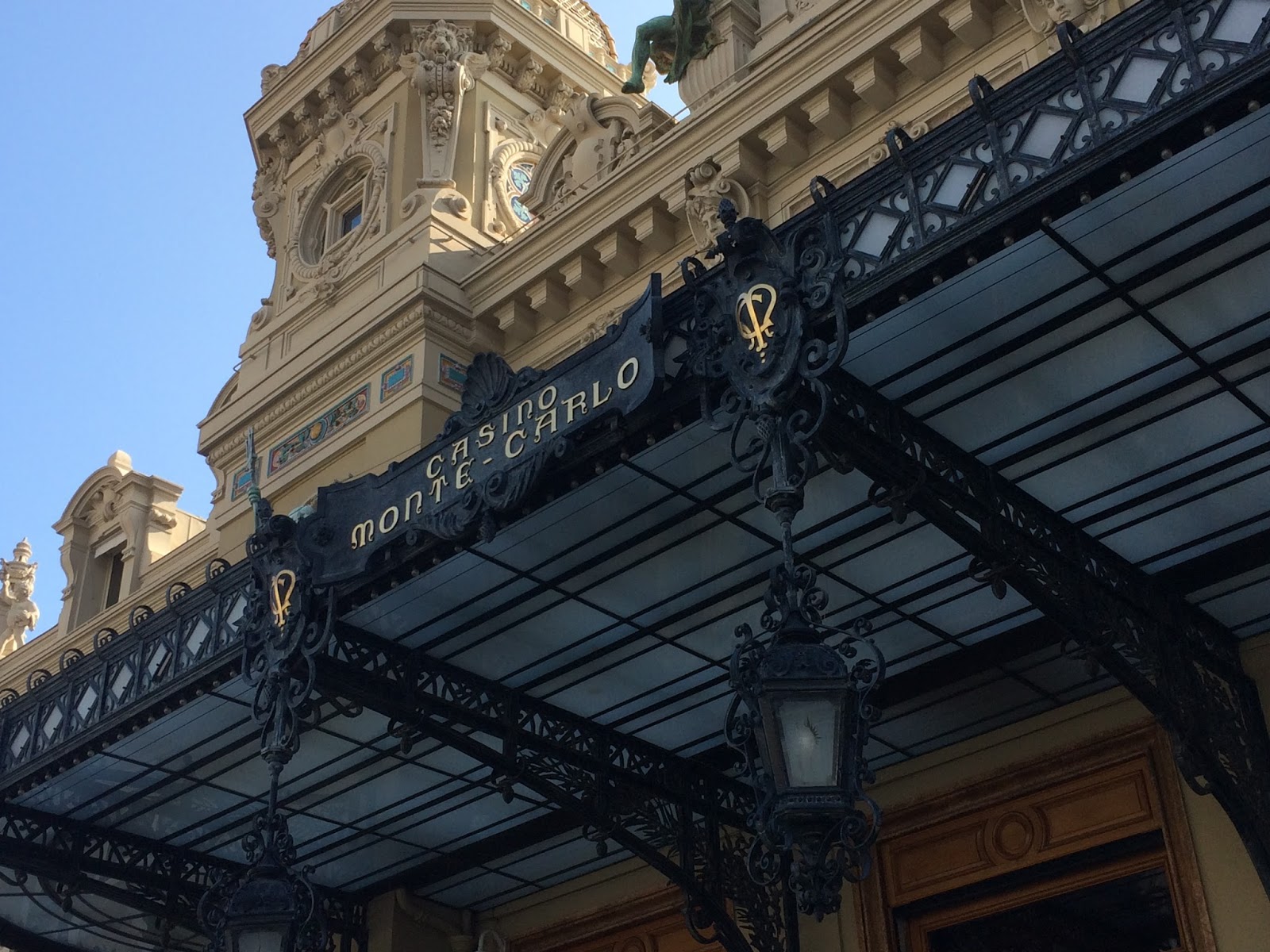 Salle Médecin tại Casino de Monte-Carlo： Điểm đến sang trọng cho đam mê cờ bạc