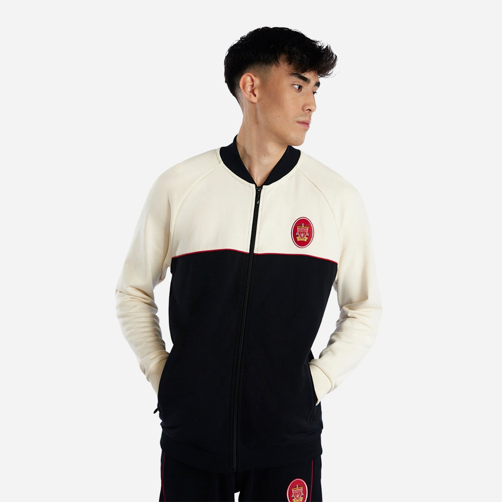 Áo khoác bóng đá mới nhất cho fan hâm mộ, chọn ngay tại Supersports Vietnam