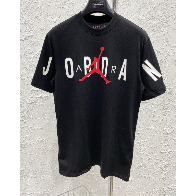 Tìm Hiểu Áo Thun Jordan - Mẫu Áo Hot Nhất 2024 Cho Tín Đồ Thời Trang