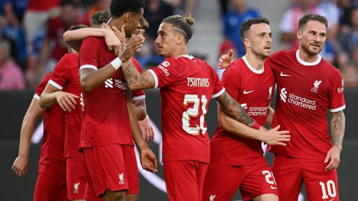 Nhận định Fürth đấu với Liverpool: Chuyên gia dự đoán gì về kết quả trận đấu hấp dẫn này?